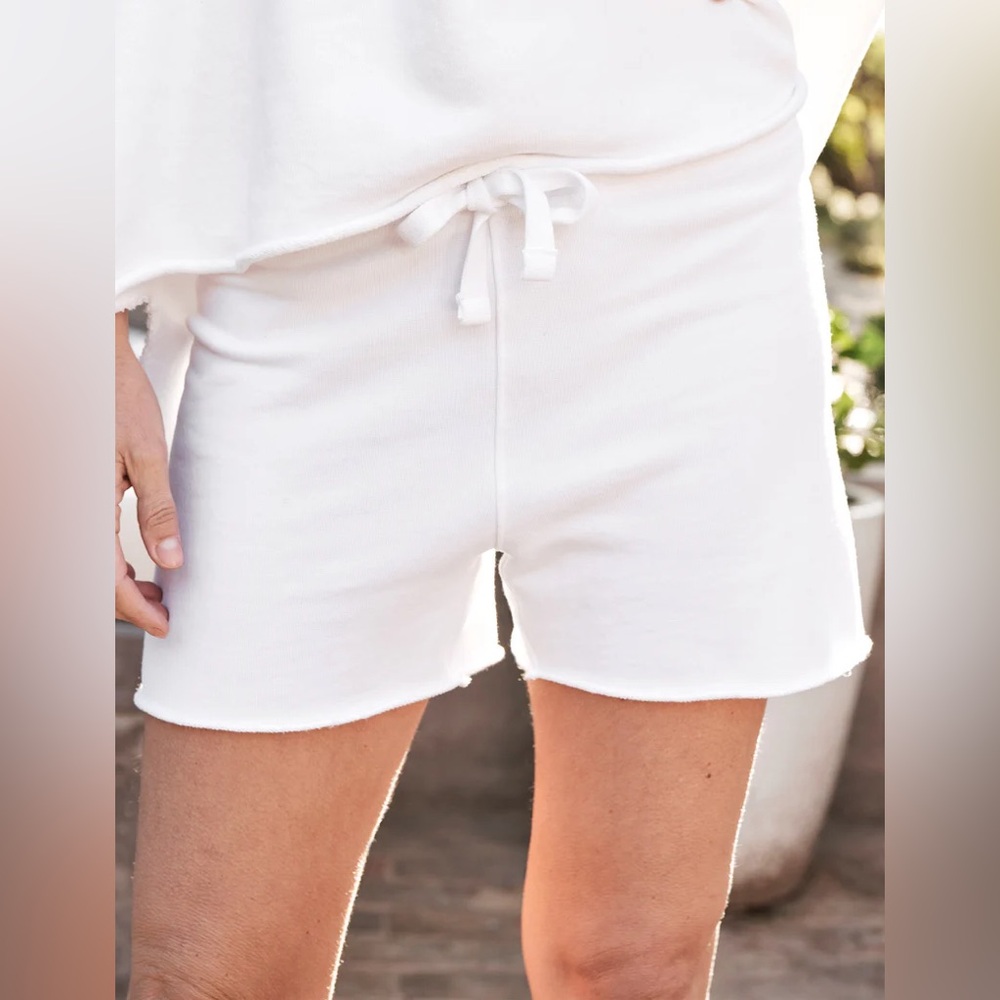 FRANK & EILEEN PEARL White Triple Terry Favorite Sweatshorts, Size SMALL